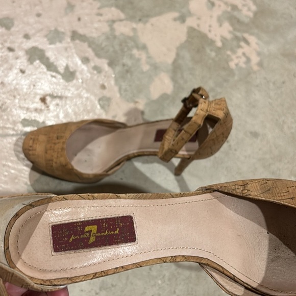 7 For All Mankind Cork Pumps Heels Sz 39. - Picture 3 of 6